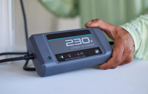 Mercury Avator 20e-35e 230 W Charger for 2,3 kWh Battery
